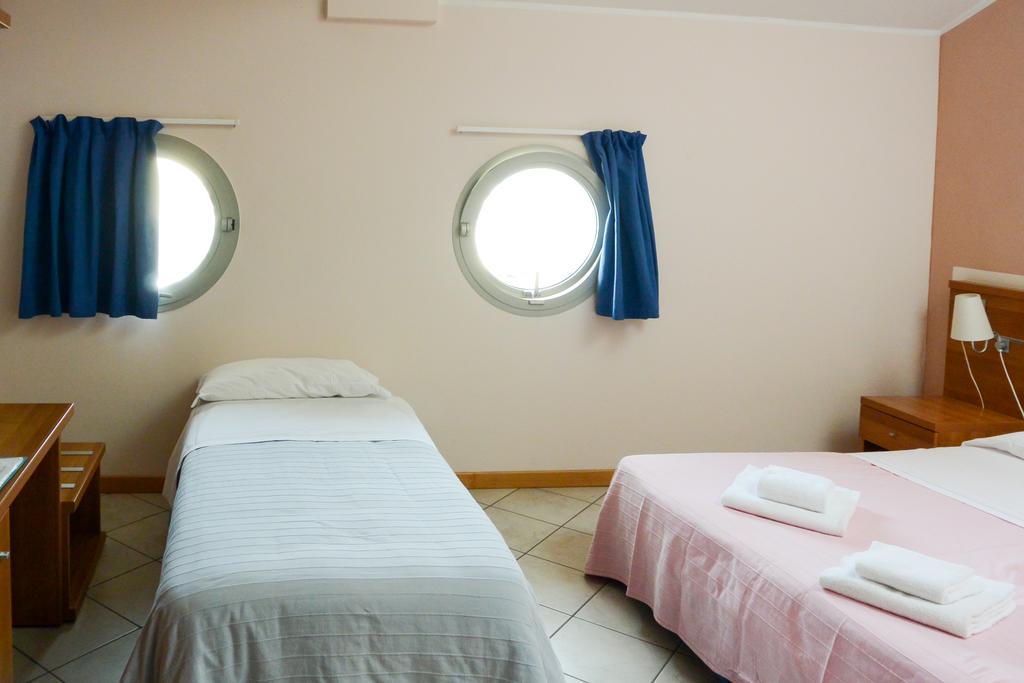 Albergo Meuble Abatjour Mantova Exterior photo