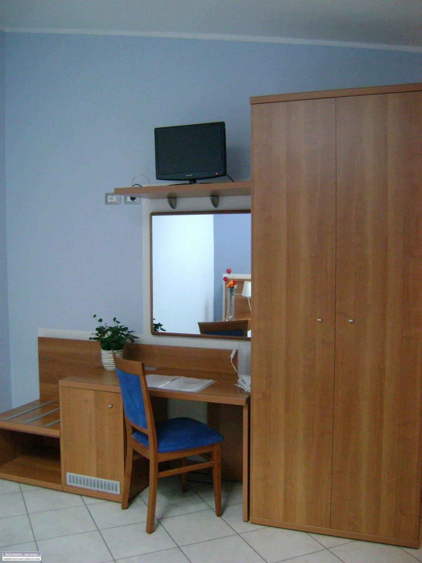 Albergo Meuble Abatjour Mantova Exterior photo